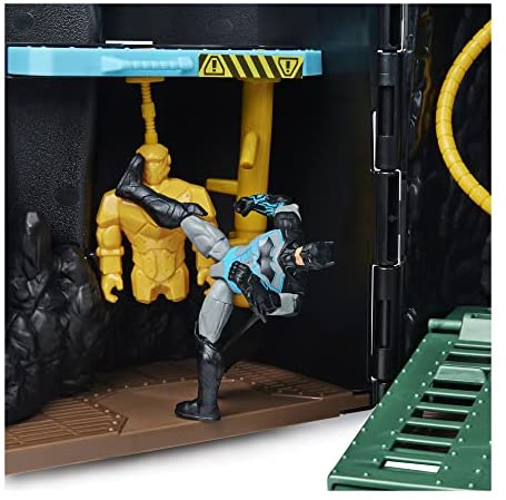 Batman, Bat-Tech Batcave, Giant Transforming Playset with Exclusive 4 Batman Figure and Accessories