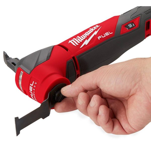 2836-21 M18 FUEL 18V Lithium-Ion Cordless Brushless Oscillating Multi-Tool Kit with one 5.0 Ah Battery, Charger and Tool Bag