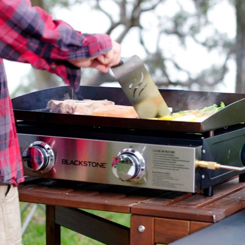 Blackstone 22” Tabletop Griddle – 2 Adjustable Burners