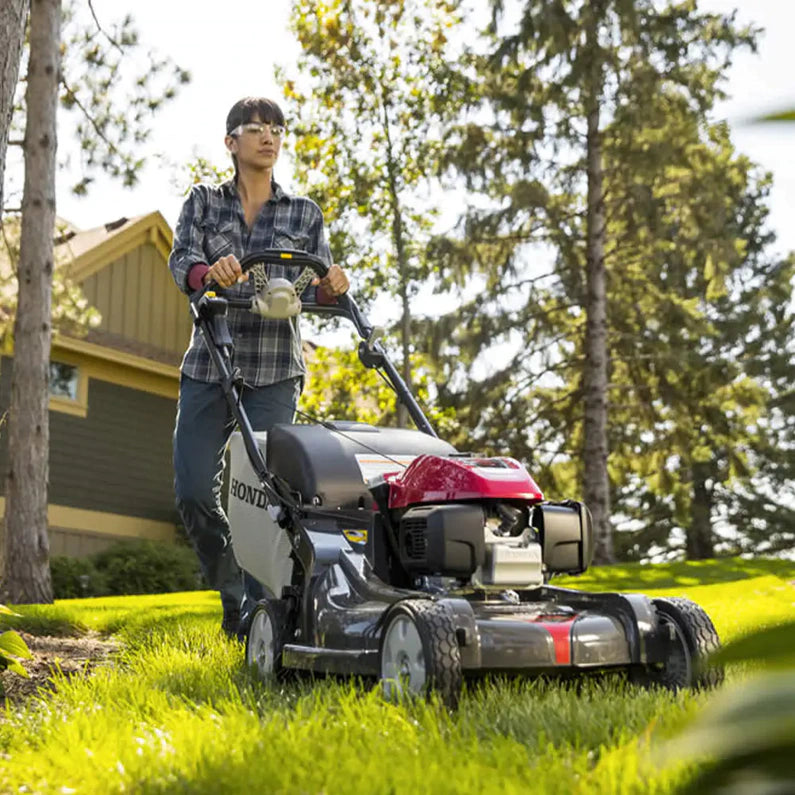 Honda 21-in Nexite Deck Self-Propelled Lawn Mower Versamow 4-in-1 System Hydrostatic Drive Electric Start GCV200 Engine with Roto-Stop