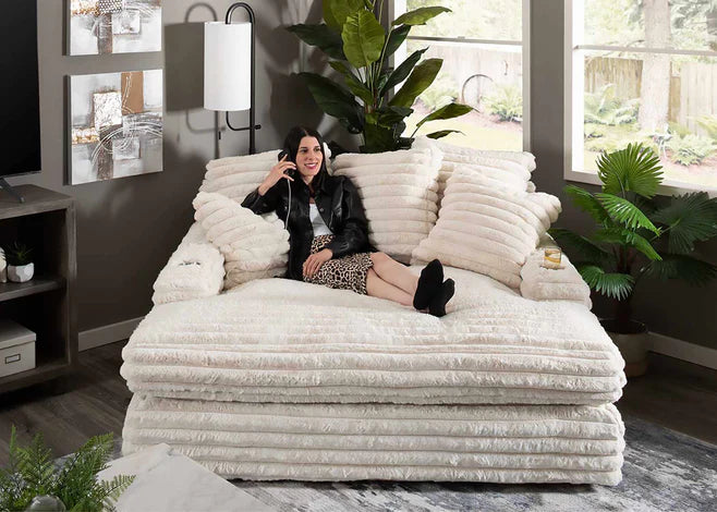 Nestle Chaise Lounge With Dual Cupholders And Charging Ports