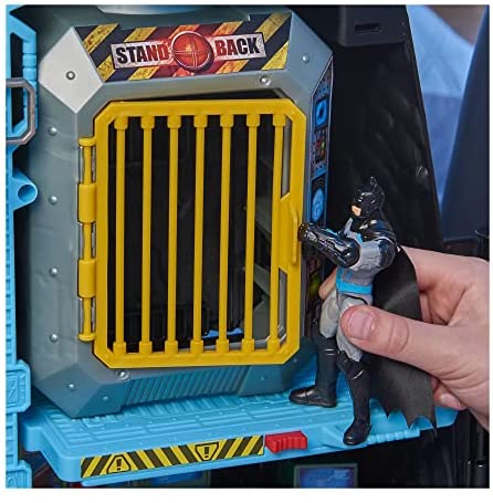 Batman, Bat-Tech Batcave, Giant Transforming Playset with Exclusive 4 Batman Figure and Accessories
