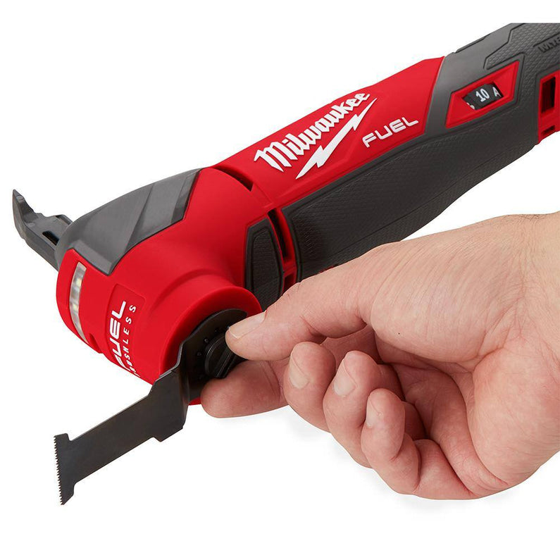 2836-21 M18 FUEL 18V Lithium-Ion Cordless Brushless Oscillating Multi-Tool Kit with one 5.0 Ah Battery, Charger and Tool Bag