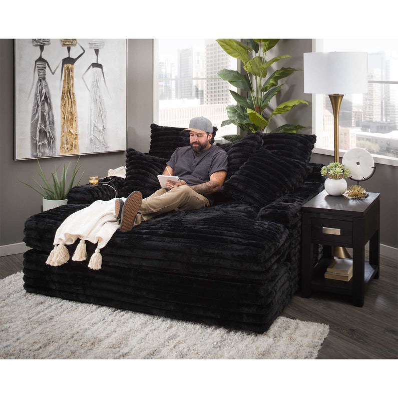 Nestle Chaise Lounge With Dual Cupholders And Charging Ports